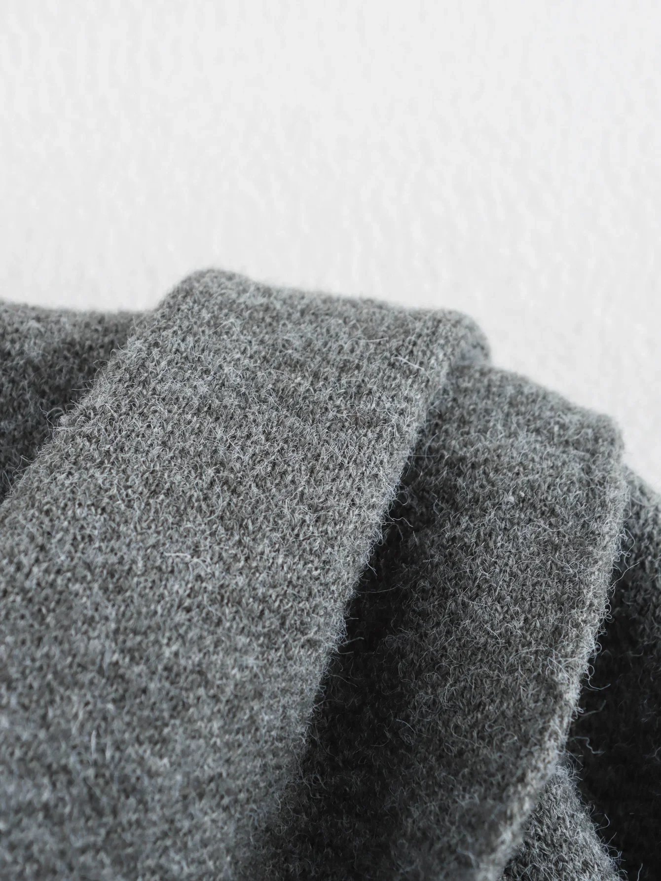 Ladies Autumn Winter Jacket – Oversize Knitted Coat with Elegant Asymmetric Scarf Design